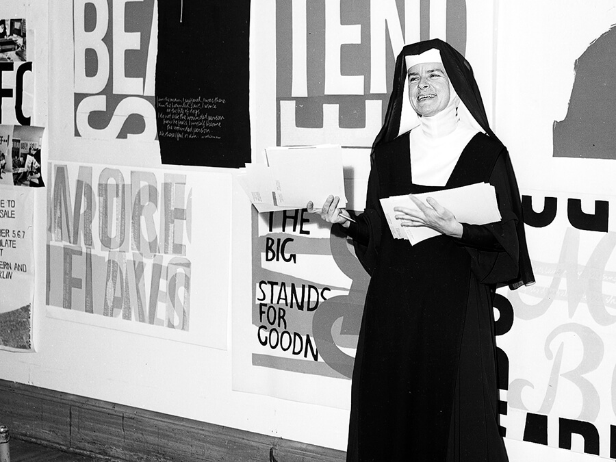 Corita Kent artista designer